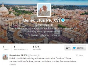 Twitter : le Pape gazouille en latin