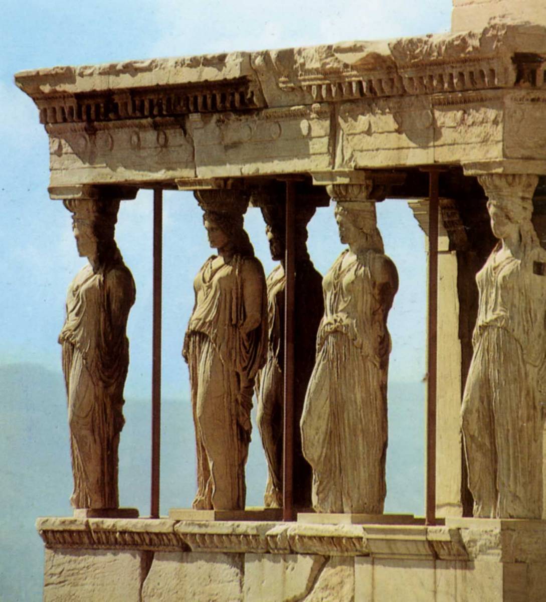-420%20-405%20Acropole%20d%27Athenes,%20Erechtheion,%20Portique%20des%20Caryatides.jpg