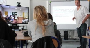 Les lycées tentent l’expérience des cours via visioconférence