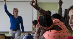 TV5 Monde / Les mythes grecs à l'école pour aider les enfants en difficulté
