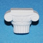 anp0018-gomme-chapiteau-ionique