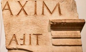 Histoire de l'alphabet : les lettres claudiennes