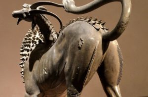 L'art antique vu de / du derrière