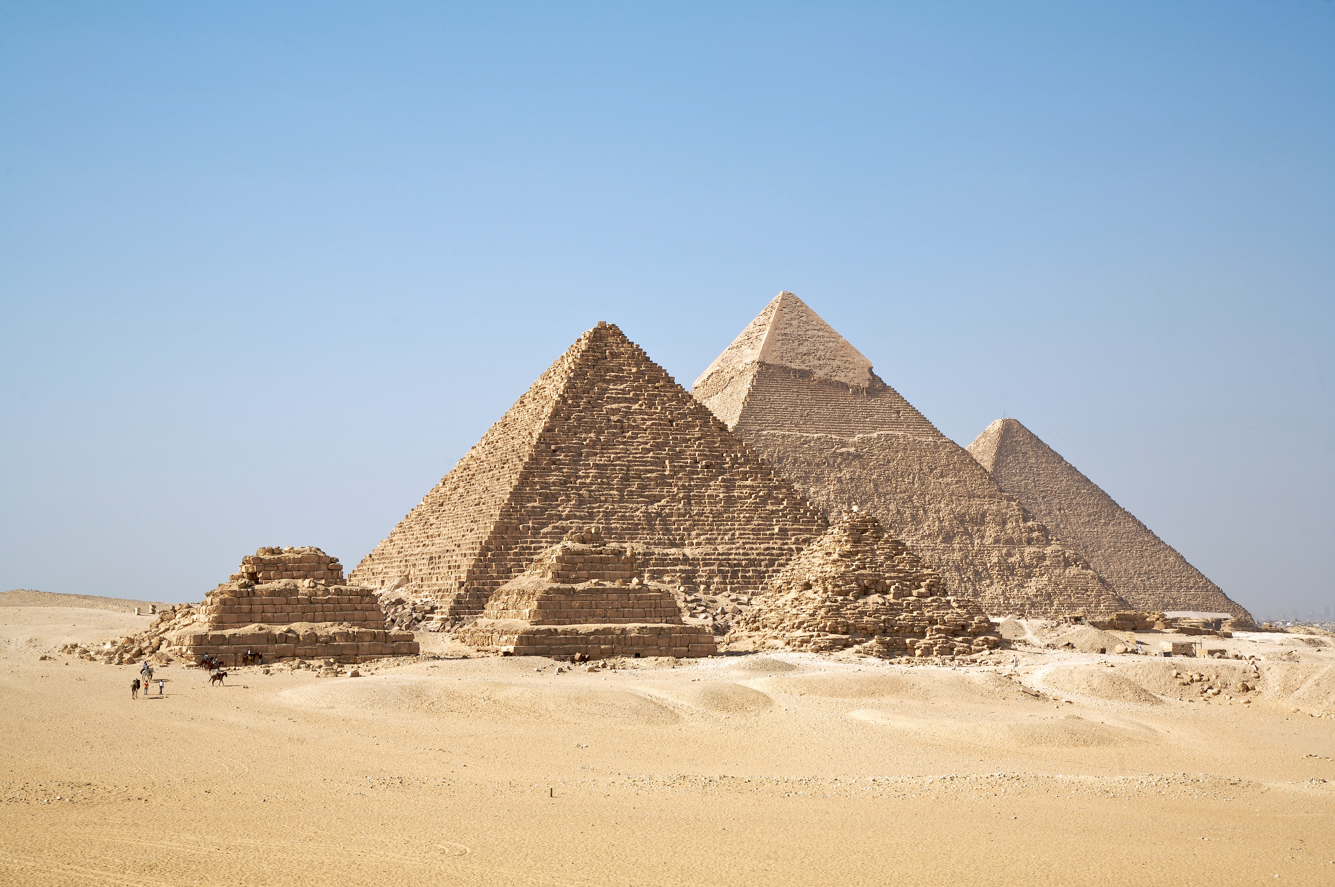 Scanner les pyramides, l'archéologie virtuelle après un siècle